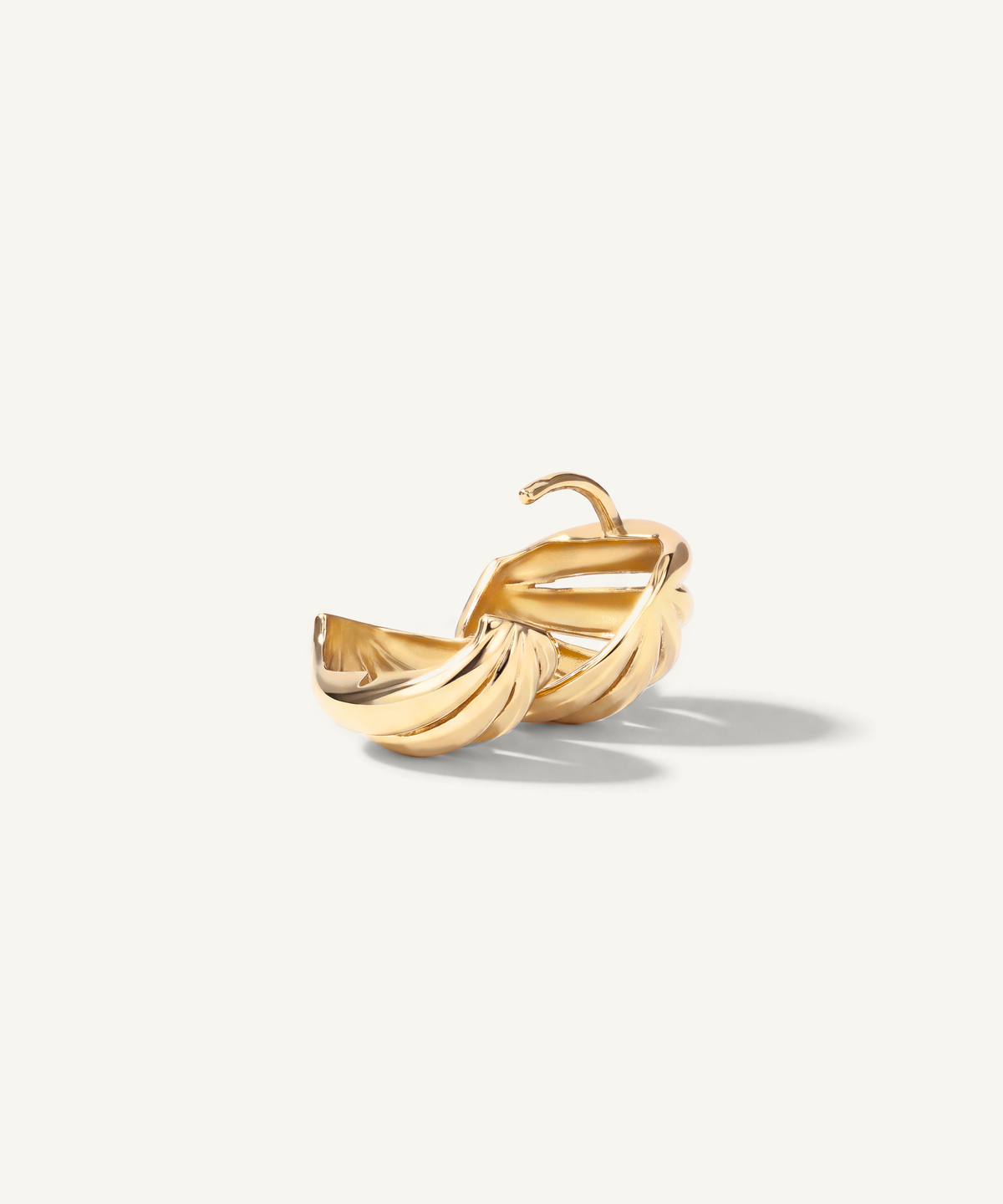 옐로우 골드 | Madeleine Hoop Earrings, open