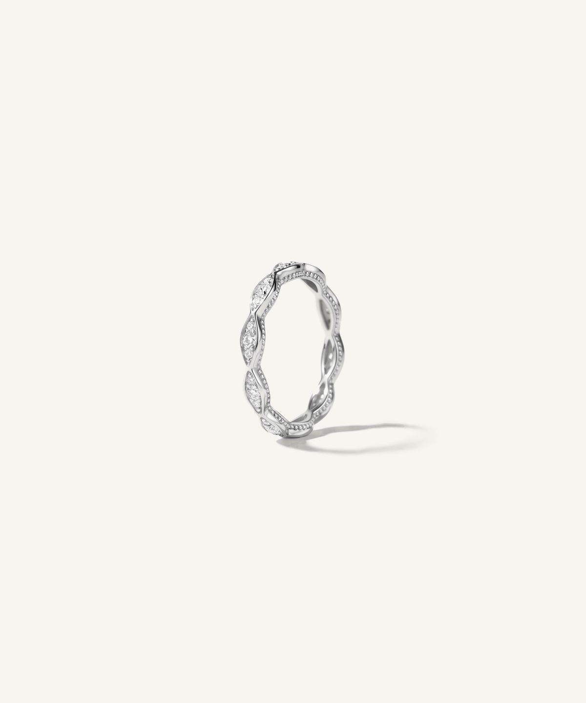 화이트 골드 | standing | Milgrain marquise eternity band standing upright