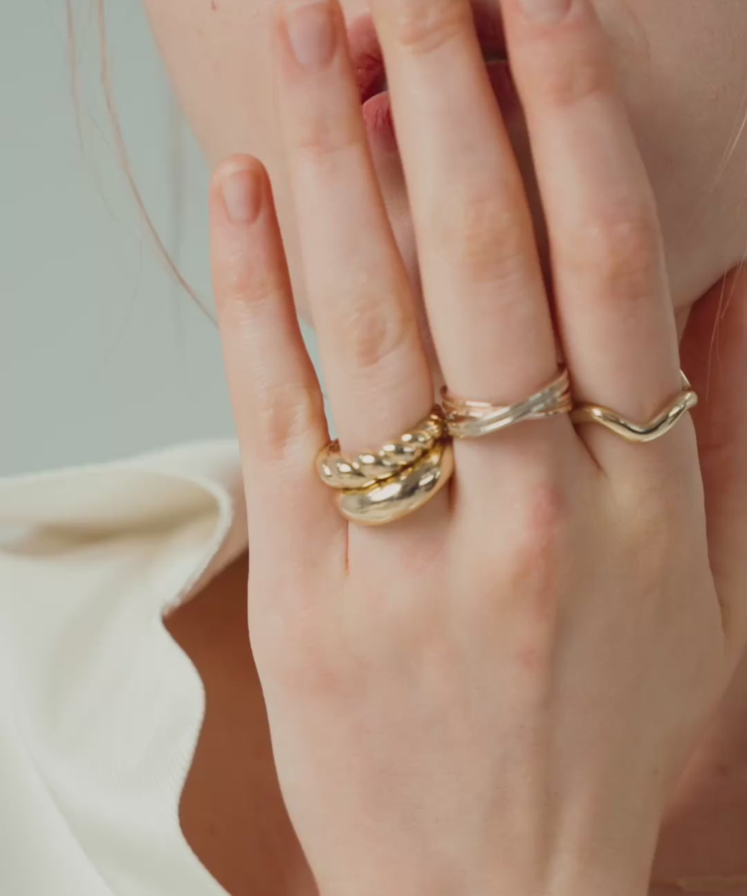Sway Ring, 영상