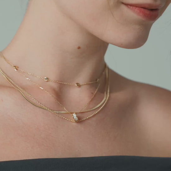 옐로우 골드 | Lab Grown Diamond Bezel Station Necklace, 8 Stones, 영상