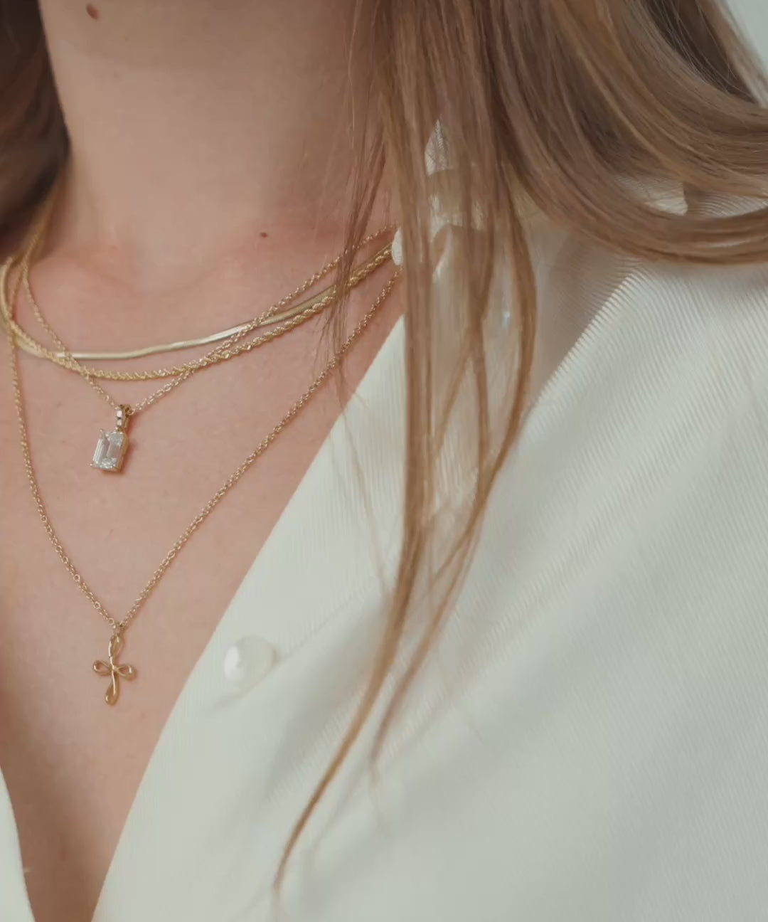옐로우 골드 | Bloom Necklace, 영상